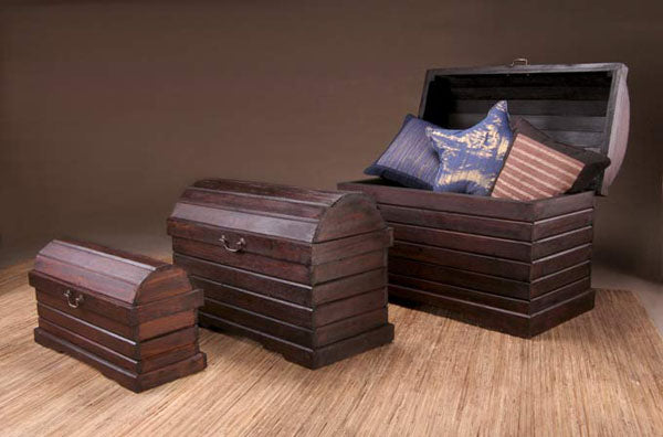 Blanket boxes and Trunks