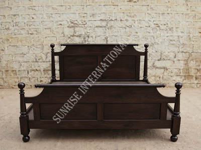 Front view of colonial style Sheesham wood King size bed