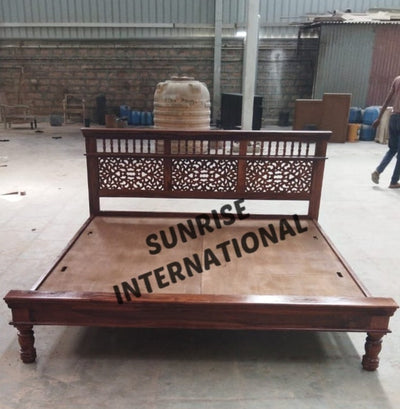 TRADITIONAL STYLE Sheesham wood King / Queen / Single Bed - Choose your size