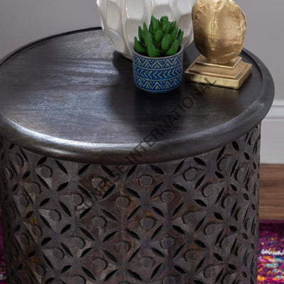 Wooden carving side end table in round shape! Home & Living:Furniture:Living Room:Tables