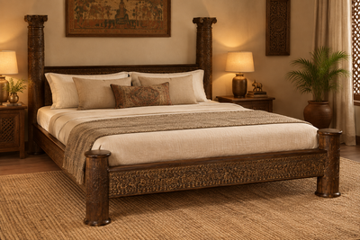 wooden queen size antique bed