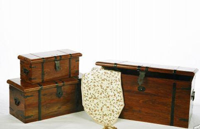 buy solid sheesham wood wooden trunk blanket box online with best designs in India at cheap price - www.thetimberguy.com