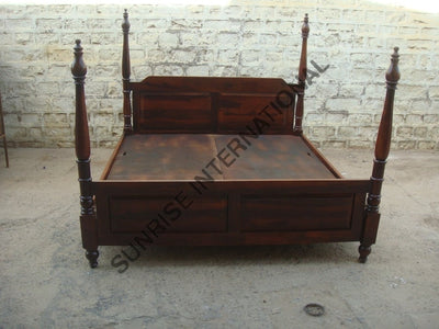 Contemporary Wooden Queen Size Poster Double Bed !! Home & Living:furniture:bedroom:beds